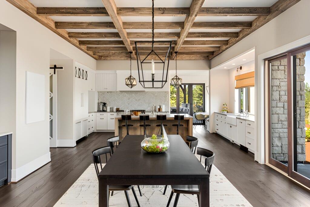 Choosing a Reliable Construction Company - kitchen set and decor